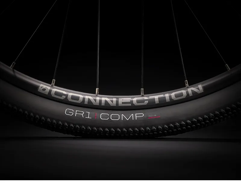 2022 Trek Dual Sport 1 Hybrid Bike in Lithium Grey-3